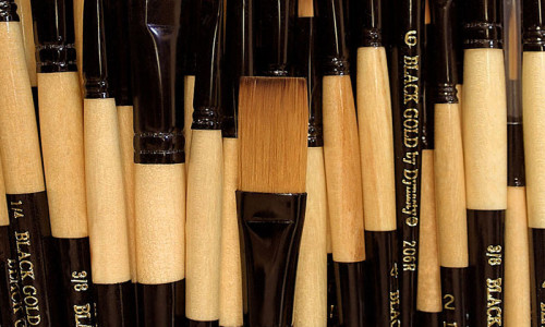 Dynasty Black Gold Brushes